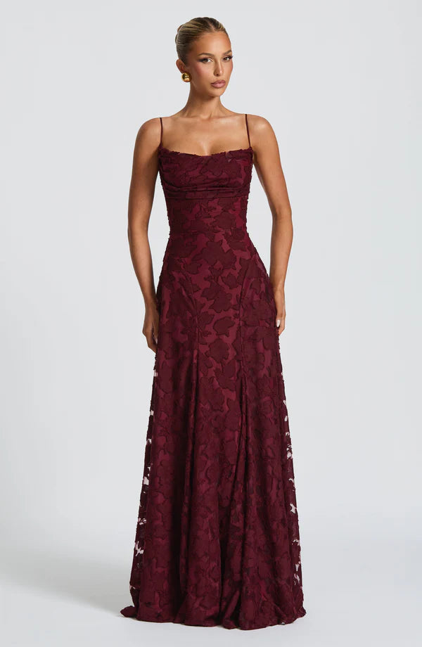 Élodie Lace Backless Maxi Dress
