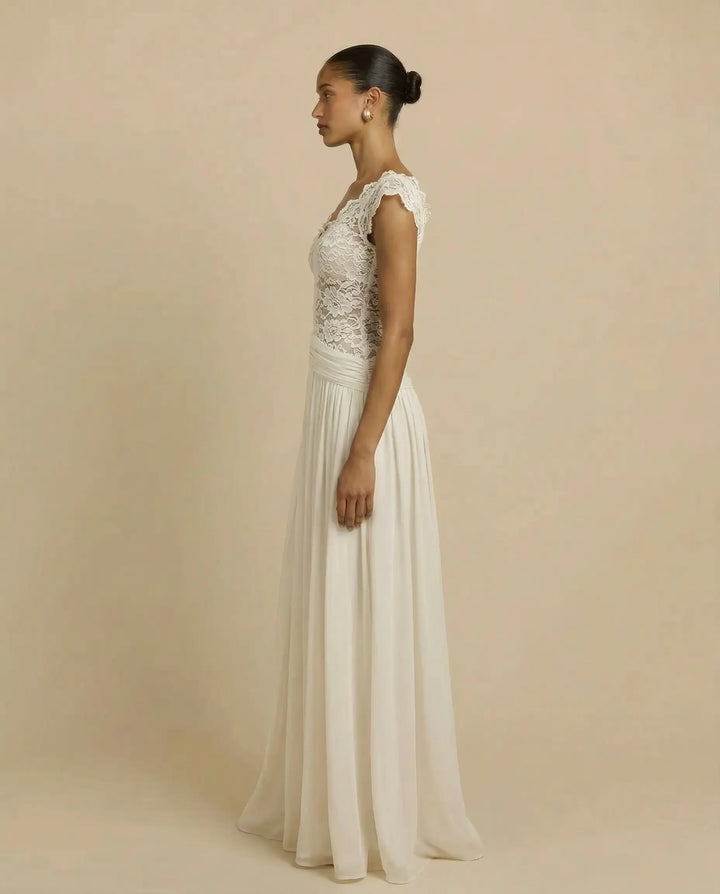 Élira Nocturne Maxi Dress